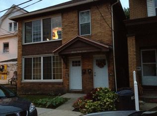 1697 Suburban Ave, Pittsburgh, PA