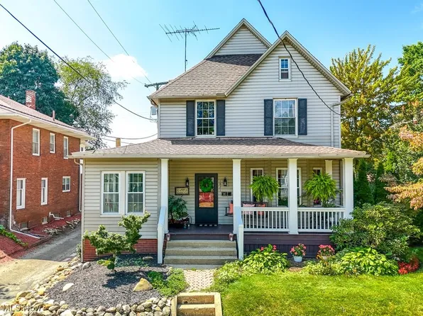 1821 Woodland Ave NW, Canton, OH 44709