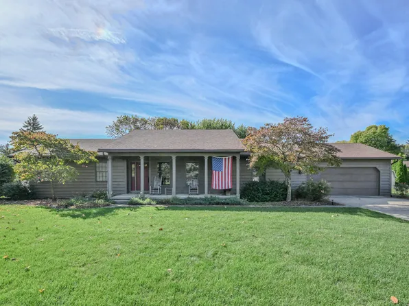 243 Nova Dr, Urbana, OH 43078