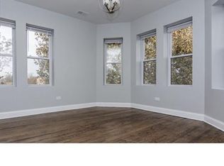 7929 S Marquette Ave, Chicago, IL 60617