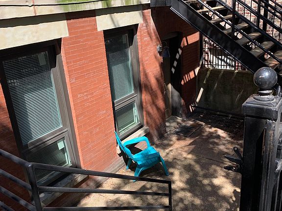 2nd image of 1414 N Bosworth Ave APT 1F