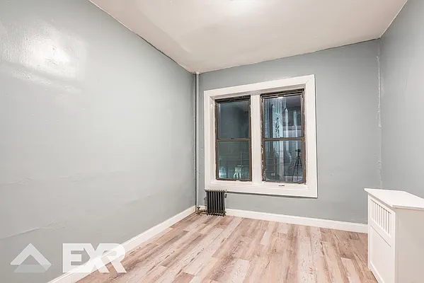 Rented by EXR | media 8