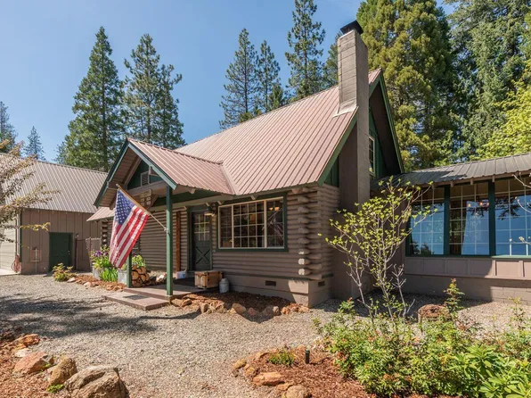 21 Cedar Rd, Trinity Center, CA 96091