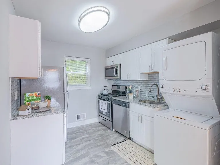 Mt. Arlington Gardens Apartment Homes — Photo 1