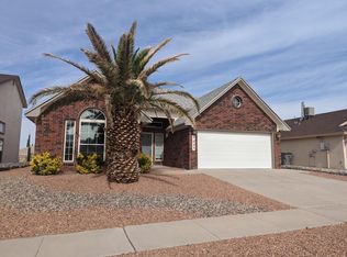 7025 Luz De Espejo Dr, El Paso, TX 79912