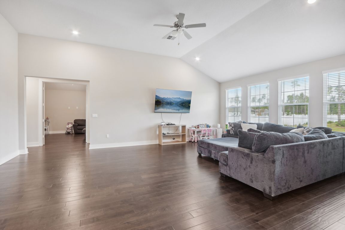 Shortleaf Ave-006.jpg