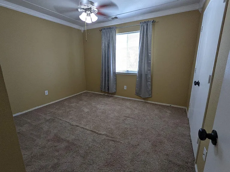 1321 Meadowbrook Dr — Photo 19