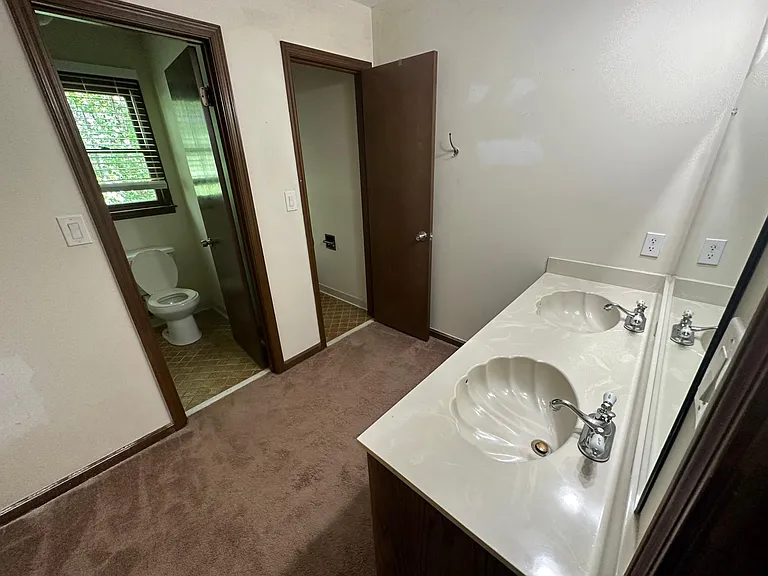 1511 Old Mill Xing — Photo 9