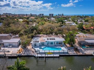 951 Contento St, Sarasota, FL 34242