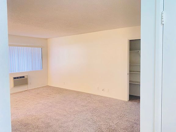 3rd image of 25260 Prospect Ave APT 2