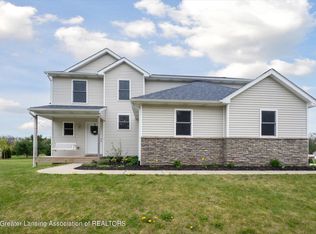7713 Hidden Circle Dr, Byron, MI 48418