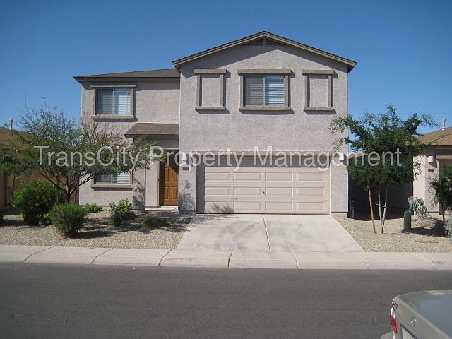 1st image of 30624 N Honeysuckle Dr