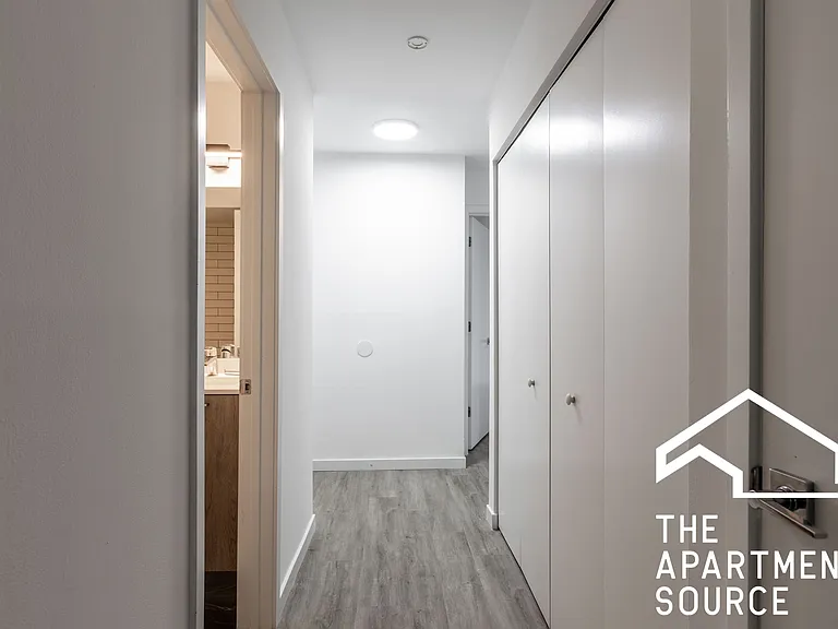7621 N Sheridan Rd #1K — Photo 8