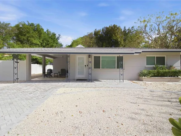 2545 Browning St, Sarasota, FL 34237