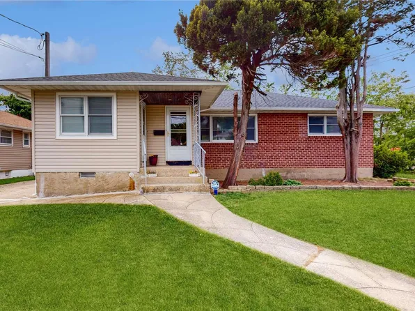 760 W Gate, Valley Stream, NY 11580