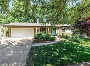 1363 Trails Dr, Fenton, MO 63026