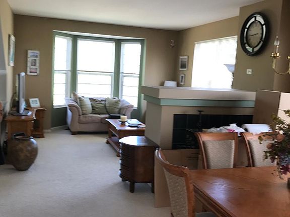 living/dining rooms