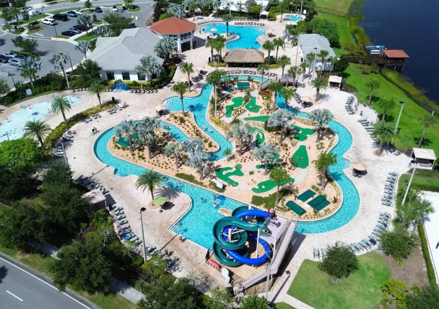 Gatsby Gorgeous Pool Home in Resort Community — Photo 3