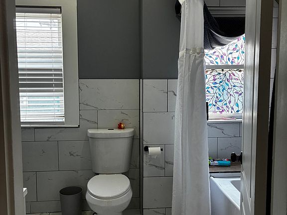 3rd image of 60 Grant St #1