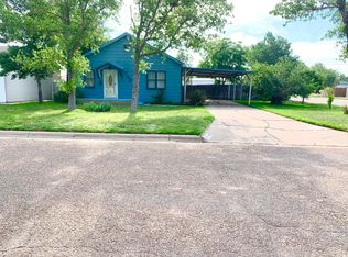 700 Cedar Ave, Dumas, TX 79029