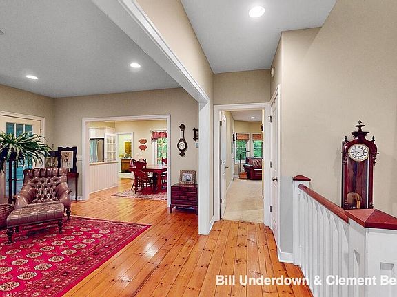 5th image of 1373 Wildflower Ln