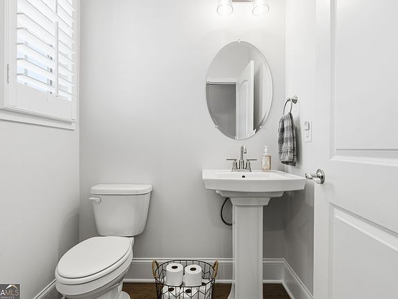 4th image of 317 McQueen Way