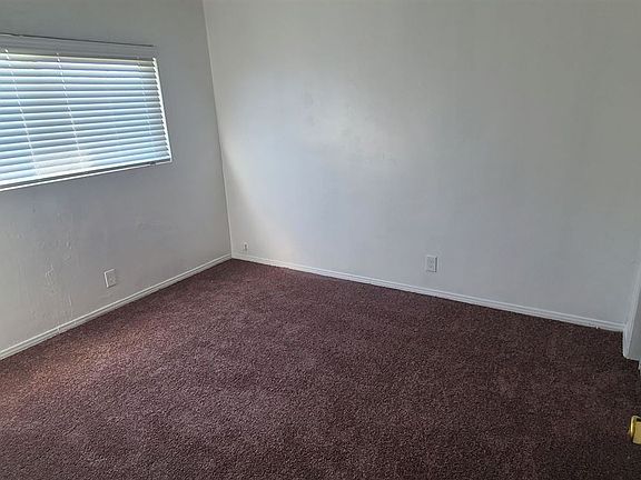 5th image of 10107 S Hoover St #11713964