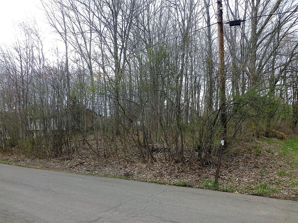 1st image of 700 & 702 Cieri Dr