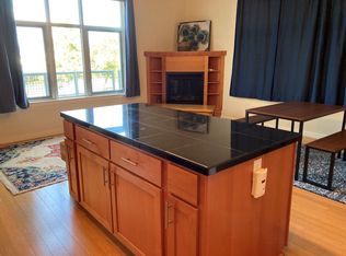 3930 Abbey Ln UNIT 208, Astoria, OR