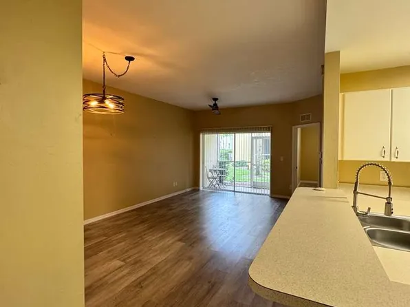 4236 Bellasol Cir APT 1013, Fort Myers, FL 33916