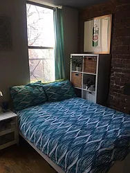 Rented by R New York