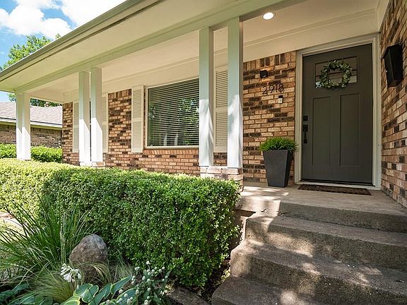 2nd image of 2918 Greenmeadow Dr