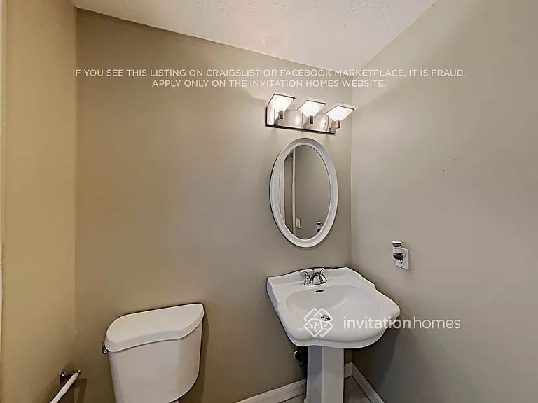 705 Lobelia St — Photo 17