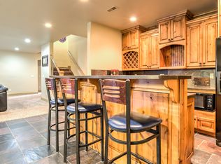 1974 E Stag Hill Cir, Draper, UT 84020
