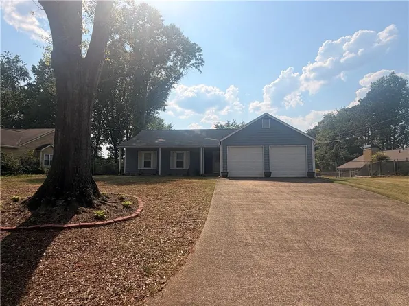 920 River Rock Dr, Woodstock, GA 30188