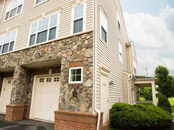 11194 Wortham Crest Cir, Manassas, VA 20109