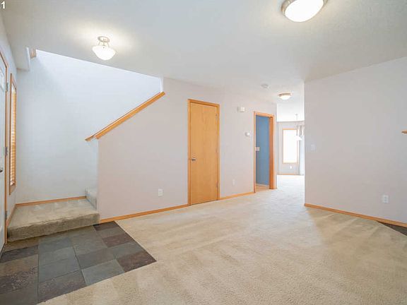 4th image of 11403 NE 103rd St