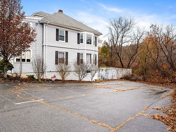 3rd image of 619 Primrose St #1