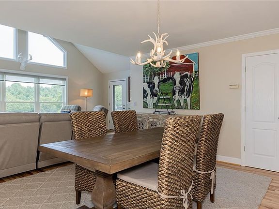 4th image of 80 Club Villa Dr APT 407
