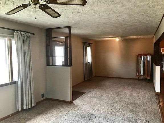 3rd image of 3311 Avenue E