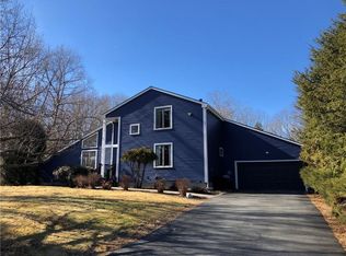 21 Beechnut Dr, Johnston, RI 02919