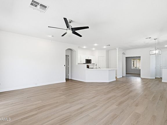 4th image of 2633 E INDIAN WELLS Place