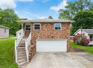 343 3rd St, Wadsworth, OH 44281