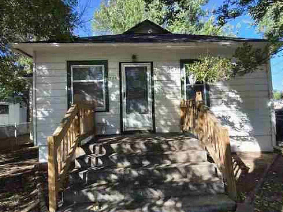 1st image of 331 Benton Ave