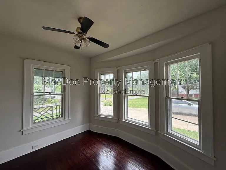 1013 Terrace St — Photo 10