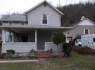 171 Union Ave, Bloomingdale, NJ 07403