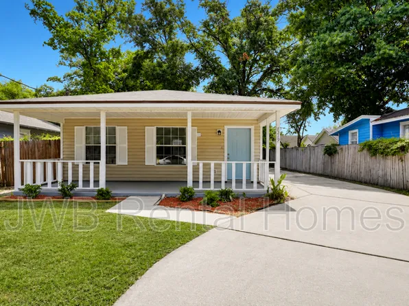 1319 Woods St, Jacksonville, FL 32209