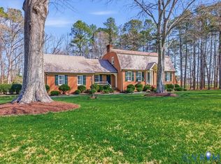 37023 Old Wakefield Rd, Wakefield, VA 23888