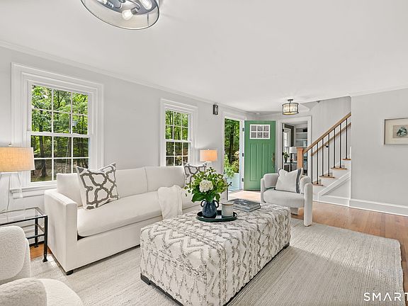 2nd image of 75 Ledgewood Drive