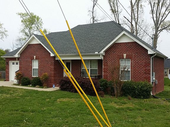 2nd image of 220 Mill Creek Ct